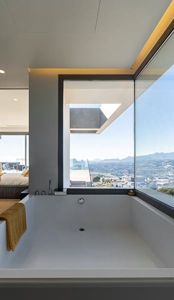 Large bathtub in master bedroom