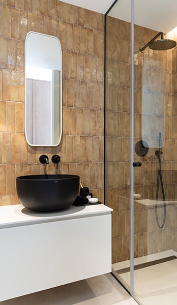 En-suite bathroom bedroom 2