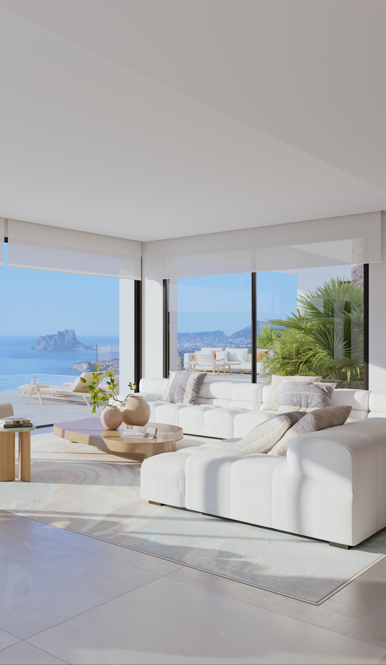 Uninterrupted views from the dining area to the sea