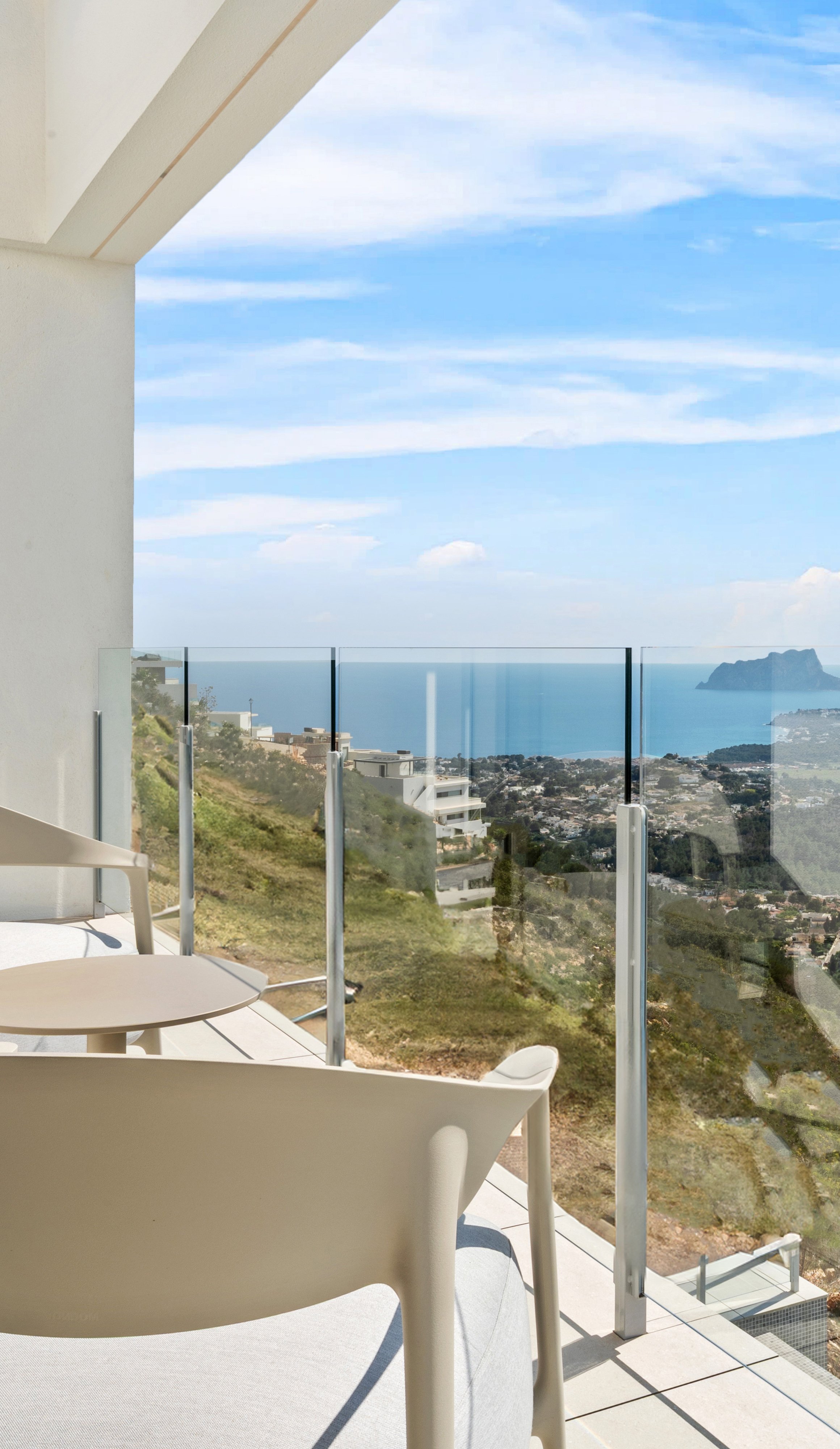 Vantage point overlooking the Mediterranean in Cumbre del Sol