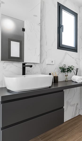 Fully equipped bathrooms