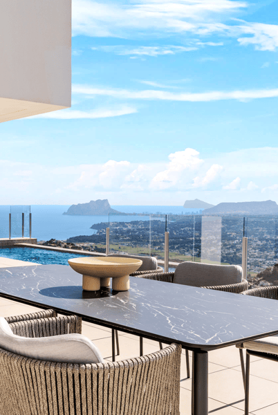 Villa Indigo en Cumbre del Sol: lujo contemporáneo con vistas al mar, lista para entrar a vivir